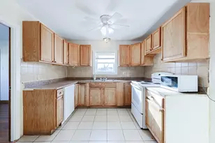 226 W Elm, Brockton, MA 02301 - Photo 15