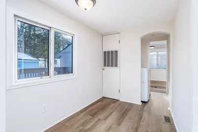 18 Maple St #14, Pepperell, MA 01463 - Photo 11