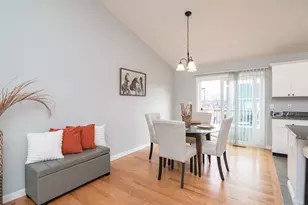 388 Manchester St, Fall River, MA 02721 - Photo 7