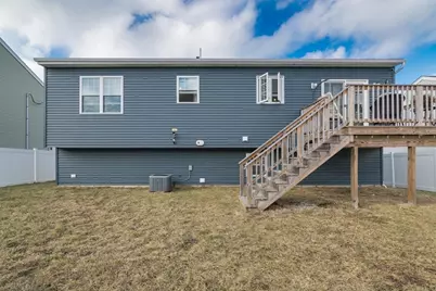 388 Manchester St, Fall River, MA 02721 - Photo 29