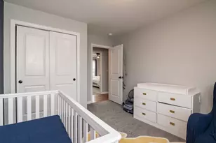 388 Manchester St, Fall River, MA 02721 - Photo 15