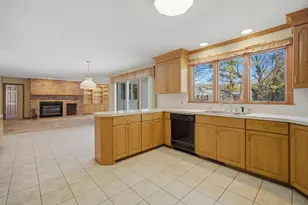 53 Ashford Rd, Longmeadow, MA 01106 - Photo 19