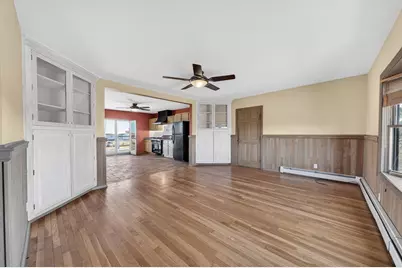 871 Sconticut Neck Rd, Fairhaven, MA 02719 - Photo 9