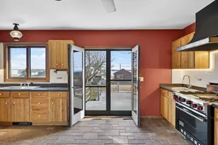 871 Sconticut Neck Rd, Fairhaven, MA 02719 - Photo 7