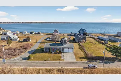 871 Sconticut Neck Rd, Fairhaven, MA 02719 - Photo 1