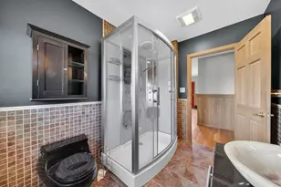 871 Sconticut Neck Rd, Fairhaven, MA 02719 - Photo 21