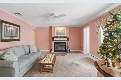 14 Caswell Street, New Bedford, MA 02745 - Photo 9