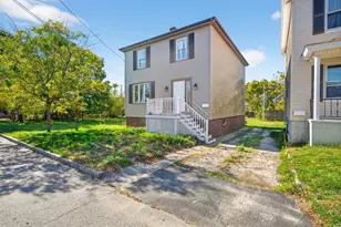 125 Carl St, Fall River, MA 02721 - Photo 3