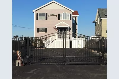 39 Castle Rd #1, Nahant, MA 01940 - Photo 3