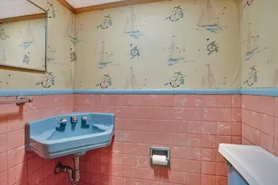 56 Pennsylvania Avenue, Springfield, MA 01118 - Photo 27