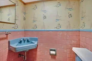 56 Pennsylvania Ave, Springfield, MA 01118 - Photo 27