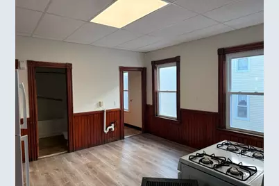 71 Esther St #2, Worcester, MA 01607 - Photo 3