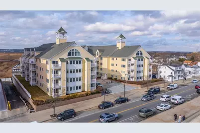 360 Revere Beach Blvd #119, Revere, MA 02151 - Photo 1
