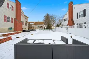 1082 Essex St, Lawrence, MA 01841 - Photo 13