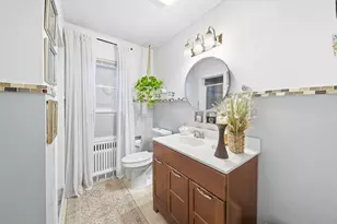 1082 Essex St, Lawrence, MA 01841 - Photo 23
