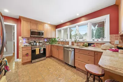 1082 Essex St., Lawrence, MA 01841 - Photo 17