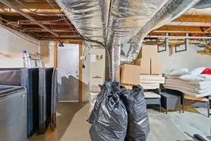 1082 Essex St, Lawrence, MA 01841 - Photo 35