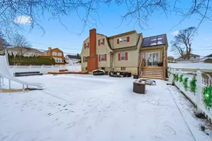 1082 Essex St, Lawrence, MA 01841 - Photo 7