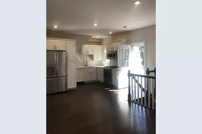 37 Walnut Place #2, Newton, MA 02460 - Photo 5