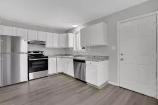 140-142 Cherry St, Springfield, MA 01105 - Photo 7