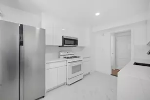 35 Hubbard Ave, Northampton, MA 01060 - Photo 13