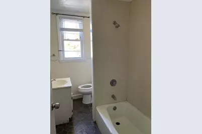 211 Chestnut Street #3L, Lynn, MA 01902 - Photo 5