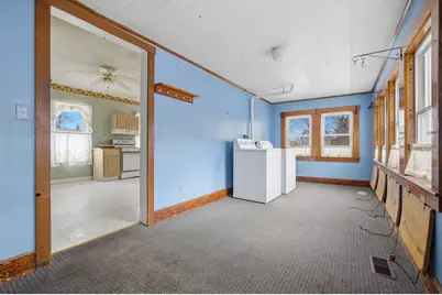 108 Marshall Rd, Lowell, MA 01852 - Photo 9