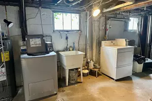 24 Brook Rd, Quincy, MA 02169 - Photo 9