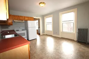 122 Elm St, Millbury, MA 01527 - Photo 3