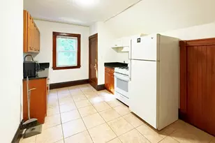 582 Cambridge St, Boston, MA 02134 - Photo 3