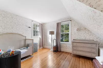 29 Cottage St, Wellesley, MA 02482 - Photo 19