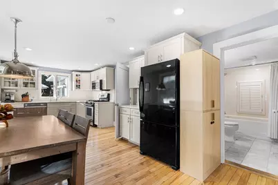 29 Cottage St, Wellesley, MA 02482 - Photo 7