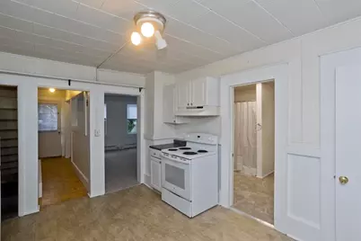 16 22 East Street #16, Ware, MA 01082 - Photo 5