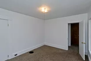 16 22 East St, Ware, MA 01082 - Photo 13