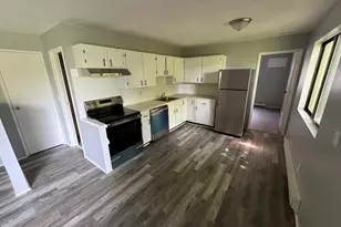 8 New Plainville Rd, New Bedford, MA 02745 - Photo 7