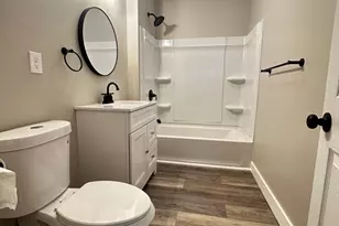 32 Somerset St, Springfield, MA 01108 - Photo 15