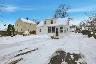 79 Roosevelt Ave, Springfield, MA 01118 - Photo 33