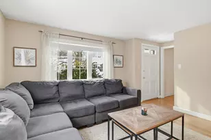 79 Roosevelt Ave, Springfield, MA 01118 - Photo 7