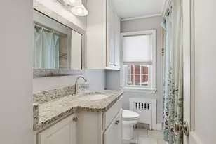 79 Roosevelt Ave, Springfield, MA 01118 - Photo 21