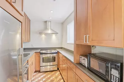 583 Massachusetts Avenue #5, Boston, MA 02118 - Photo 5