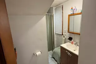 585 Somerville, Somerville, MA 02143 - Photo 9