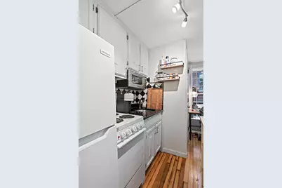 36 Joy Street #F2, Boston, MA 02114 - Photo 7