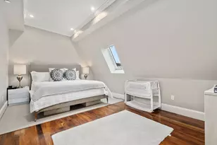 324 Tappan, Brookline, MA 02445 - Photo 13