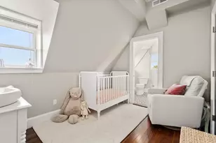 324 Tappan, Brookline, MA 02445 - Photo 11