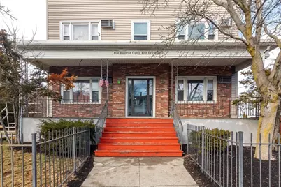 185 Lewis St #4, Lynn, MA 01902 - Photo 3