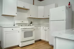 20 Perkins St, Westfield, MA 01085 - Photo 5
