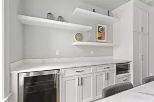 324 Tappan, Brookline, MA 02445 - Photo 5