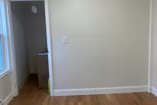 11 Jacques St, Lowell, MA 01850 - Photo 7