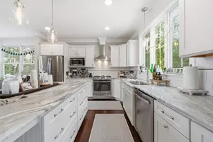 187 Rhode Island Rd, Lakeville, MA 02347 - Photo 7