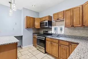 37 Franklin Ave, Revere, MA 02151 - Photo 7